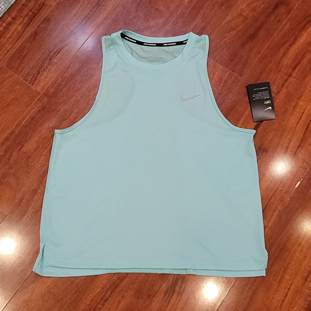 NWT Nike dri-fit tank